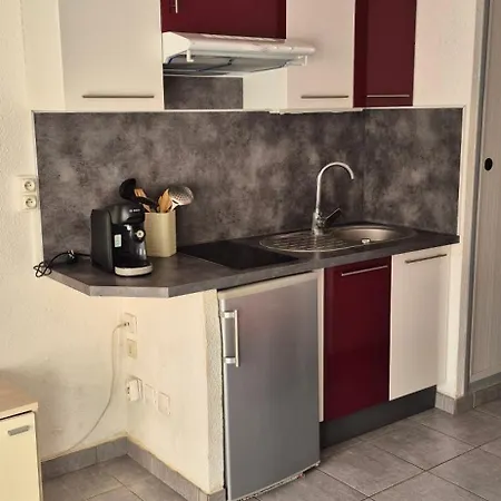 Apartamento Port Richelieu, Centre Port Climatisé, Vue Pisicne *