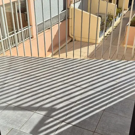 Port Richelieu, Centre Port Climatisé, Vue Pisicne